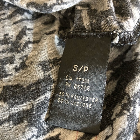 Grey Tank - Picture 3 of 3